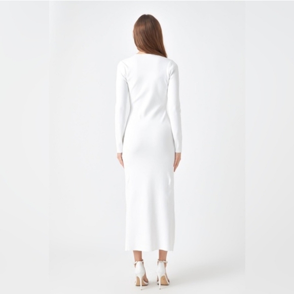 Endless Rose Cut Out Knitted Long Sleeve Maxi Dress - Picture 4 of 6